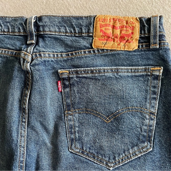 Levi’s 505 Men’s Loose Straight Denim Shorts Size 36 Blue Medium Wash Casual - Picture 5 of 6